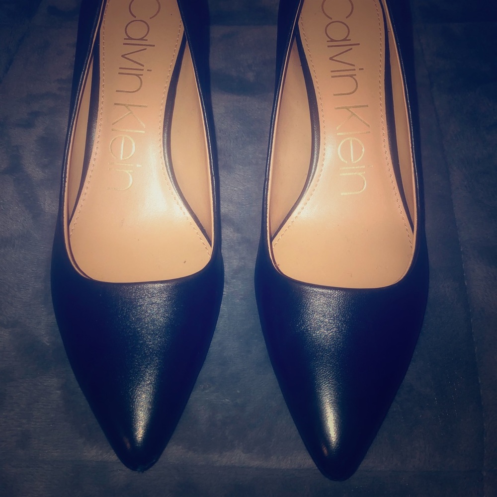 Classic Black Calvin Klein Heals